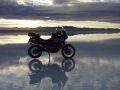 Amanecer en el Salar de Uyuni