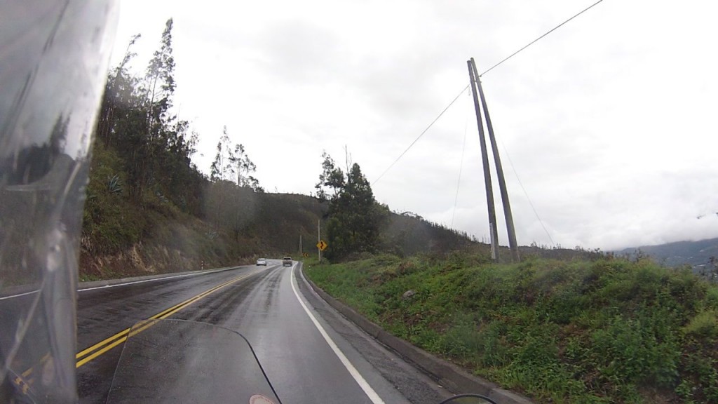 Viajar con lluvia, cansa.
